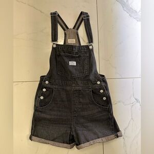 Levi’s vintage women’s shortalls
